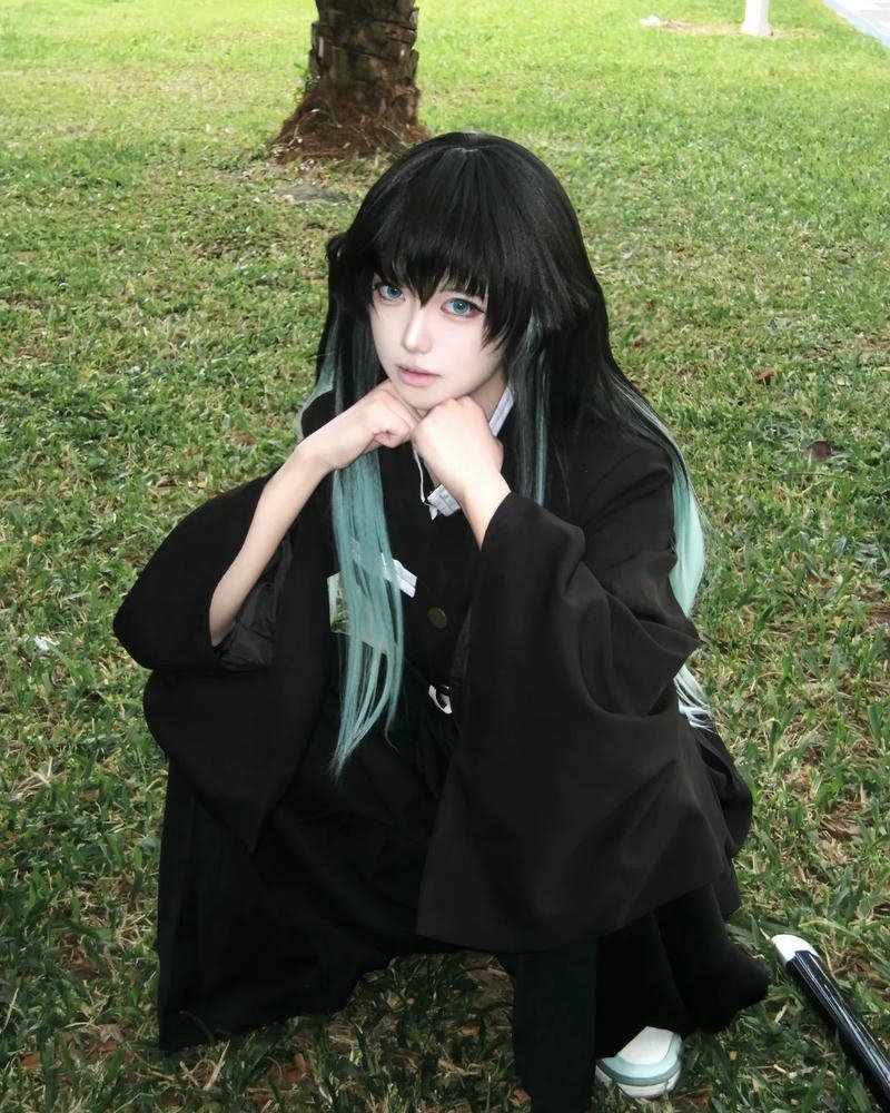 Hà Trụ Cosplay 16