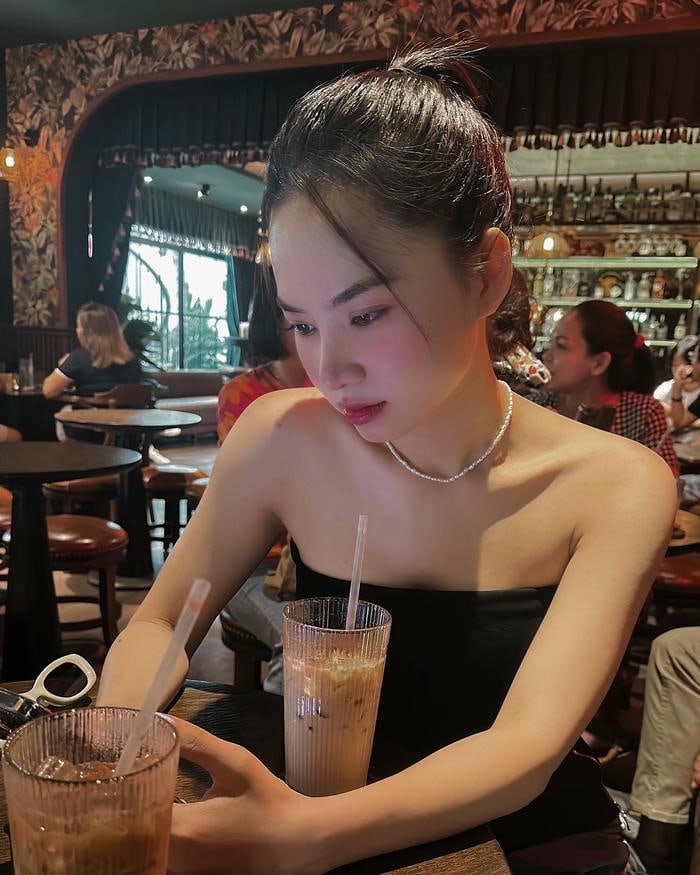 Ngô Lan Hương bikini 6