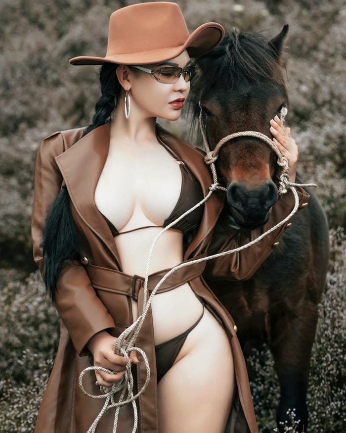 anh nguyen ngoc kim thao bikini body noi bat
