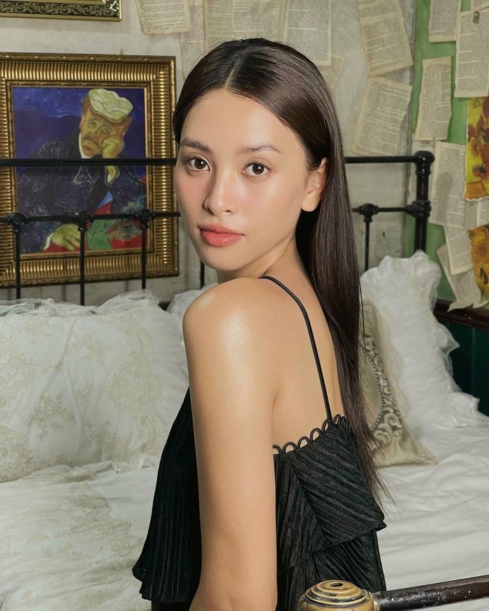 Tiểu Vy bikini 7