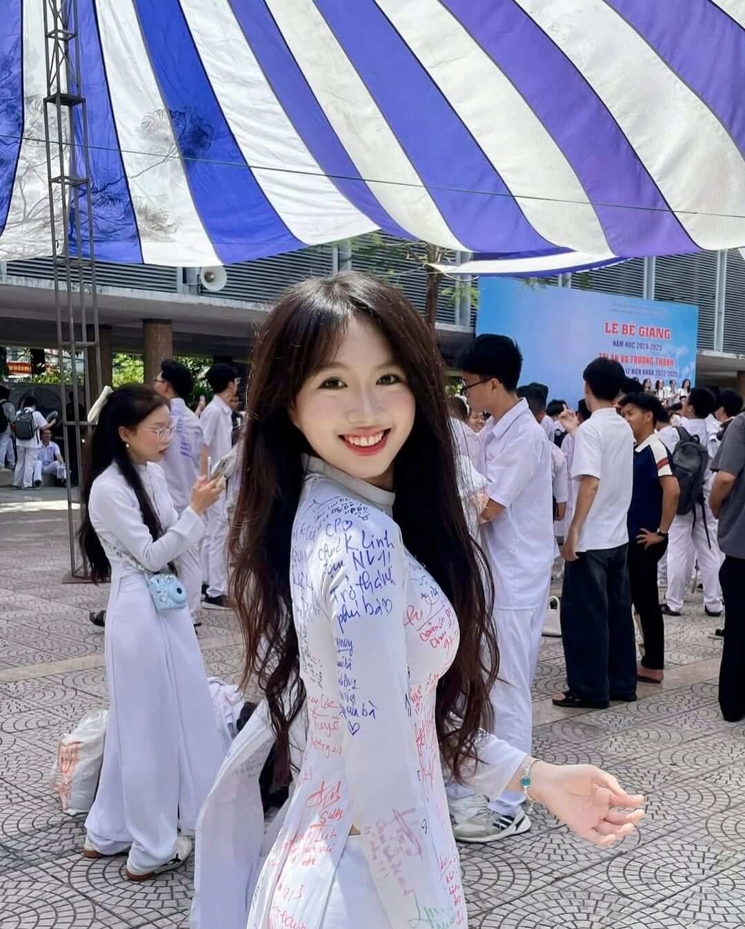 nữ sinh áo dài 3
