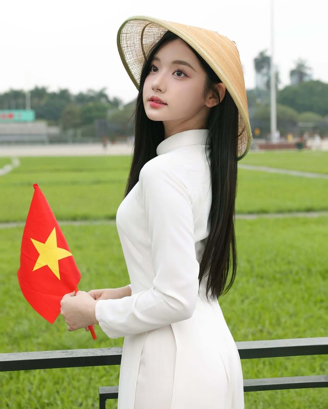 nữ sinh áo dài 13