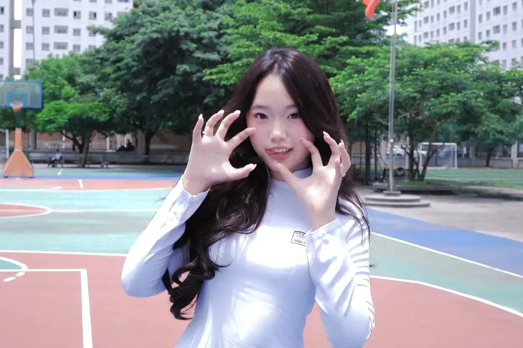nữ sinh áo dài 45