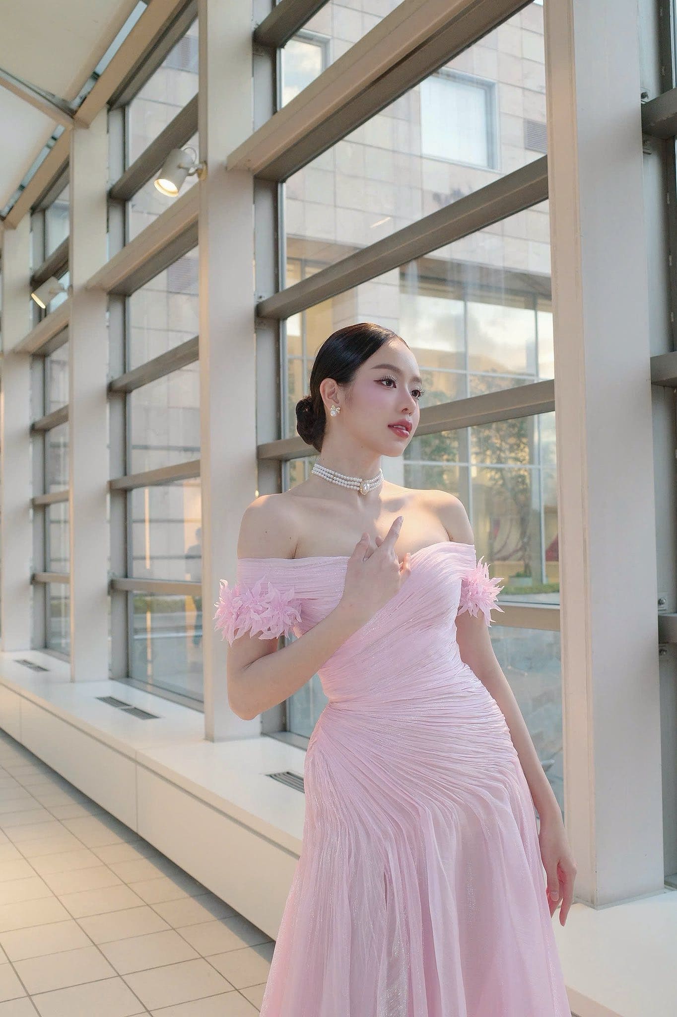 Hoa hậu Thanh Thủy khoảnh khắc đăng quang Miss International tạo tiếng vang quốc tế