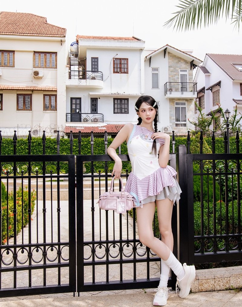 Ngọc Trinh 21