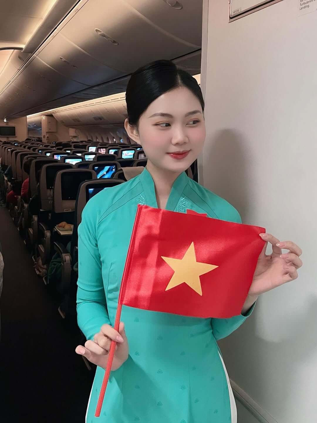 tiếp viên Vietnam Airline xinh đẹp 9