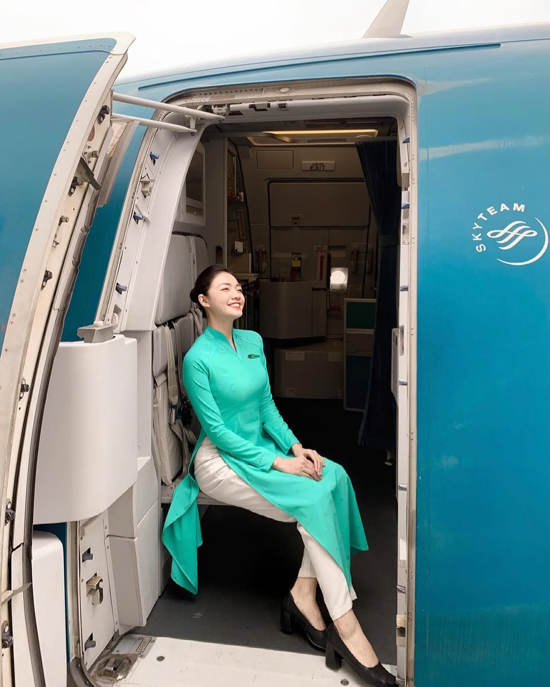 tiếp viên Vietnam Airline xinh đẹp 41