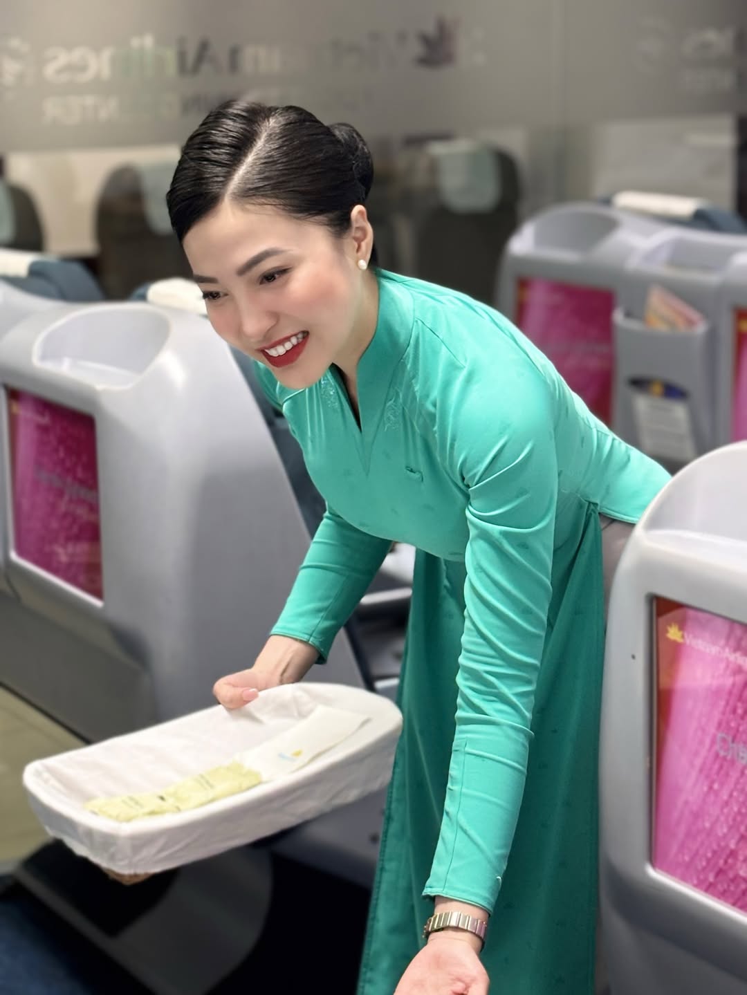 tiếp viên Vietnam Airline xinh đẹp 36