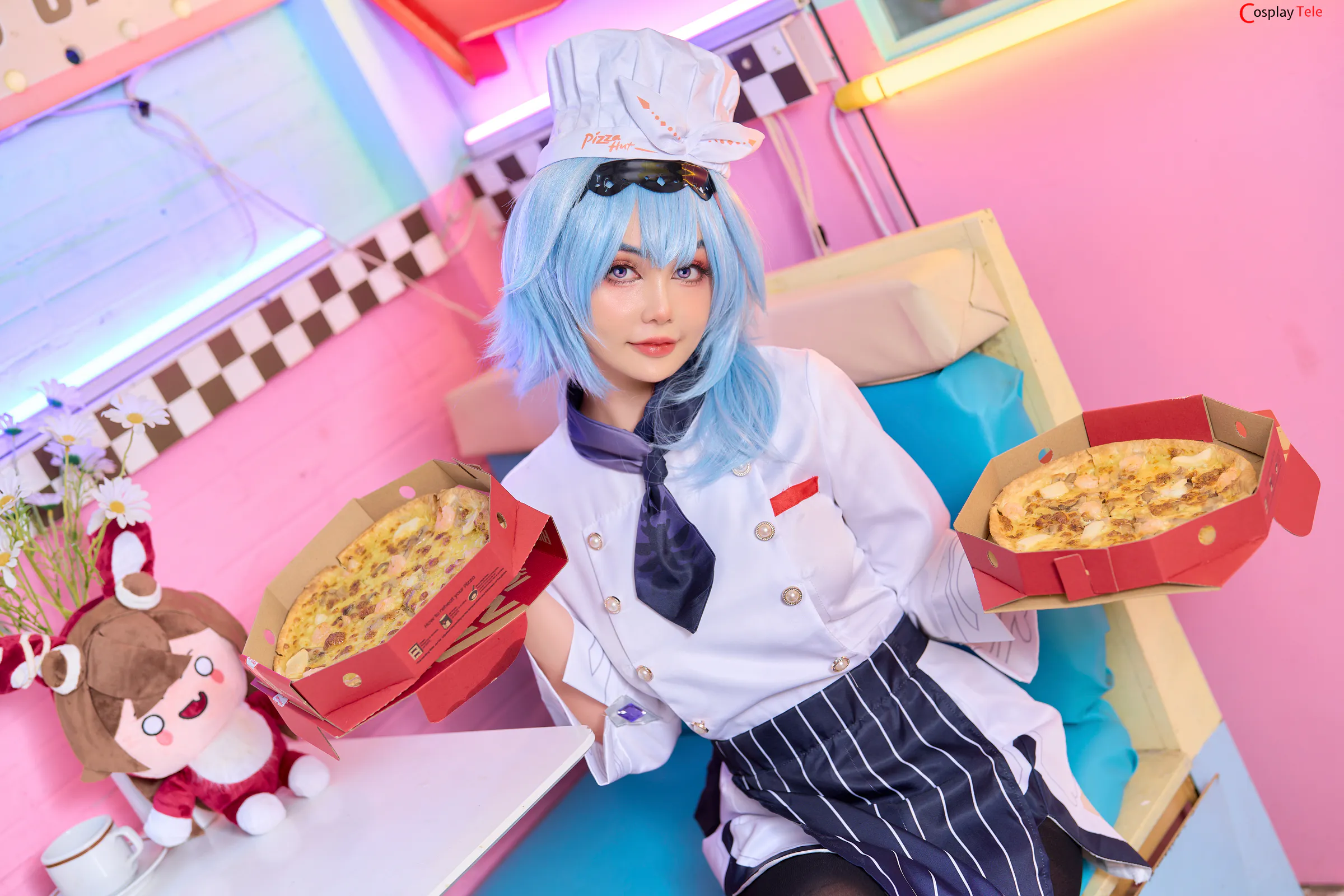 Joyce cosplay Eula Pizza 4