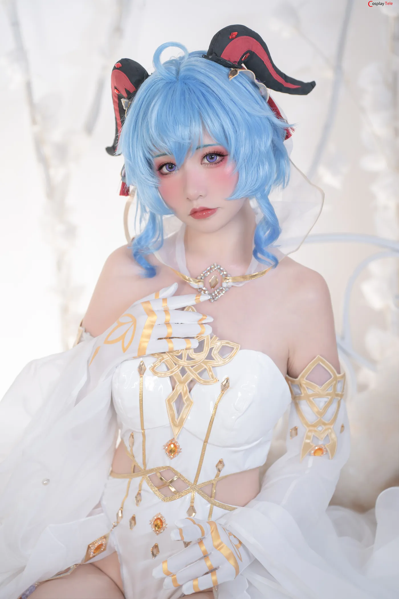 Nekokoyoshi cosplay Ganyu and Eula 12
