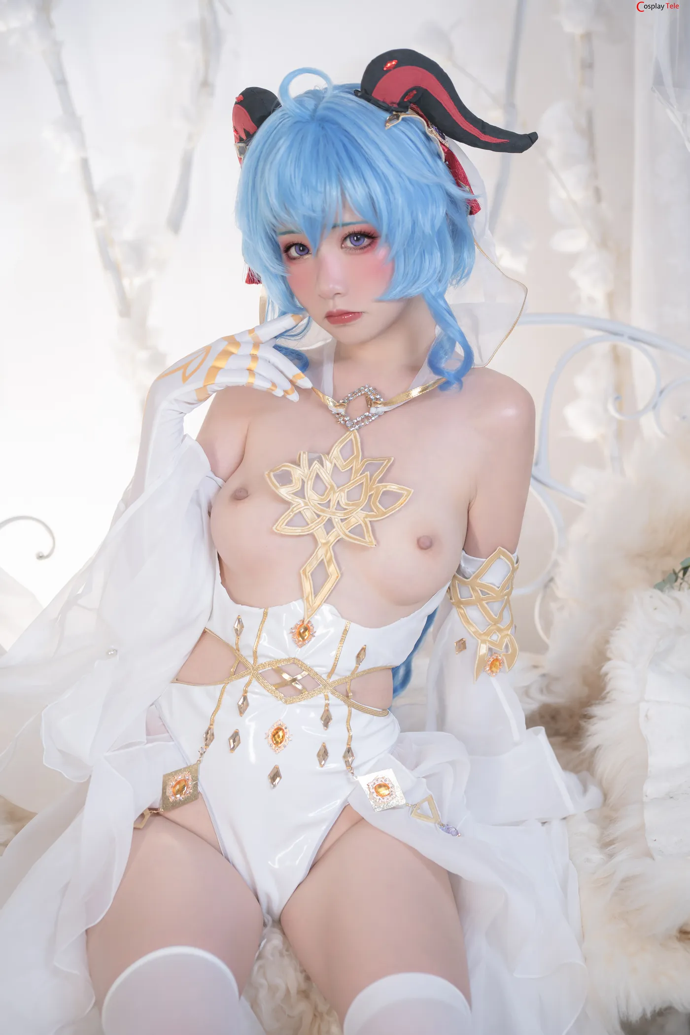 Nekokoyoshi cosplay Ganyu and Eula 37