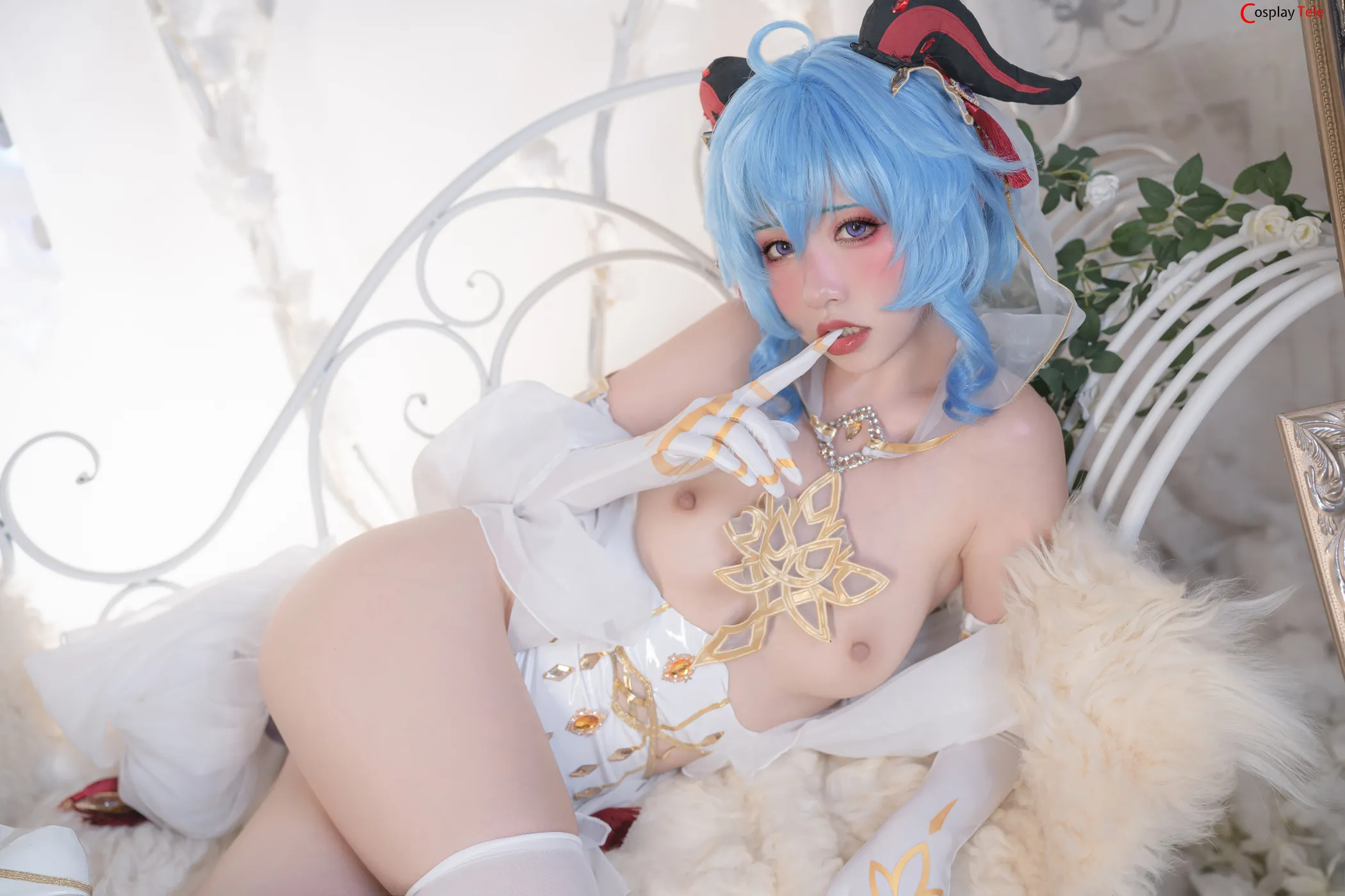 Nekokoyoshi cosplay Ganyu and Eula 85