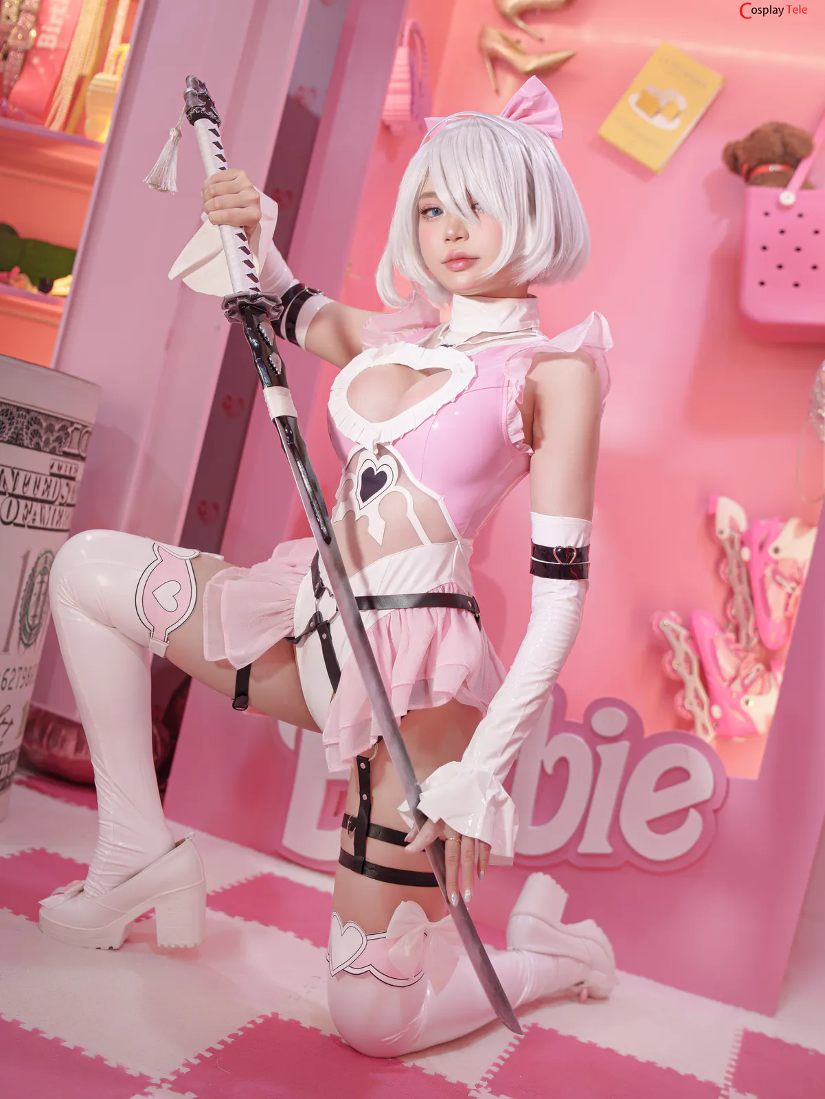 ZinieQ cosplay 2B Barbie 5